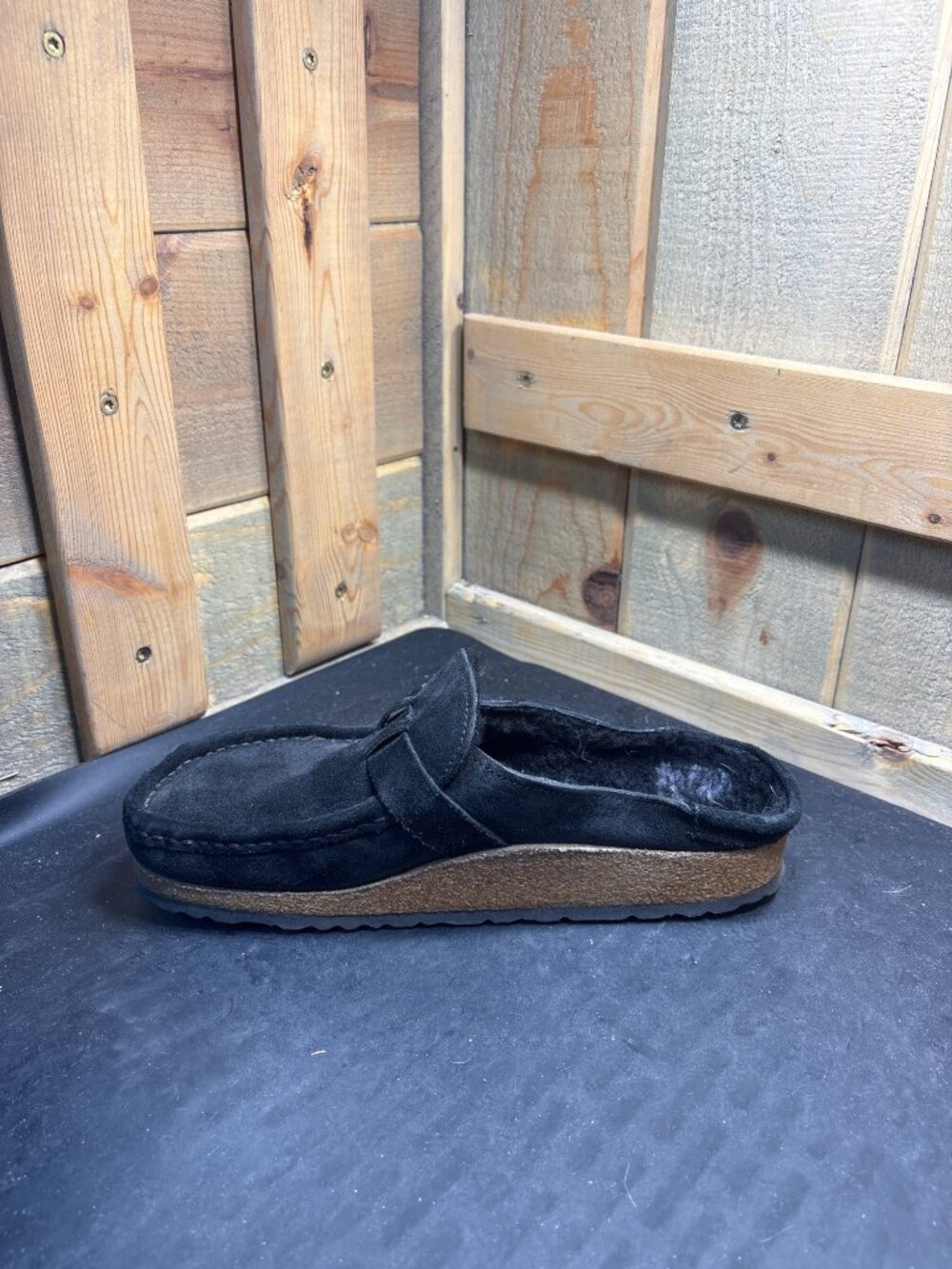 Birkenstock Buckley Black Suede Shearling Clog Unisex Size US W7 US M5 EU 38 - Picture 7 of 11